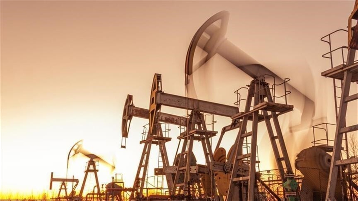 ABD, Orta Doğu’daki arz kesintileri nedeniyle petrol fiyatı tahminlerini yükseltti ABD, Orta Doğu’daki arz kesintileri nedeniyle petrol fiyatı tahminlerini yükseltti