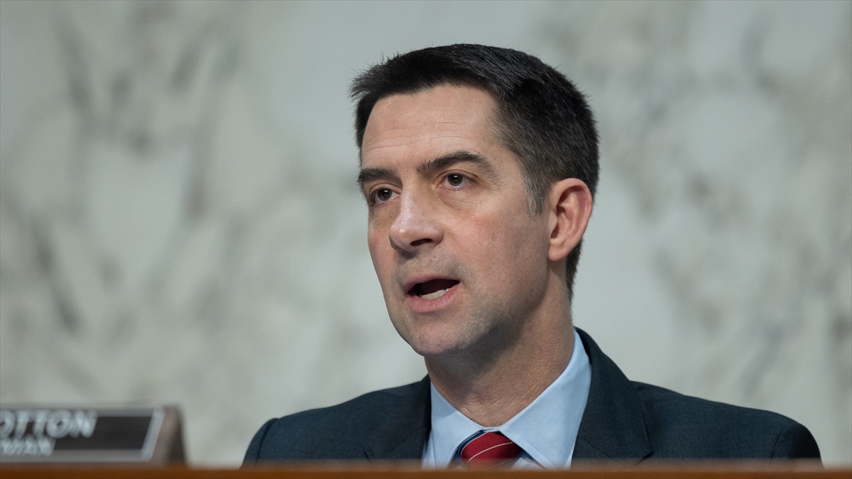 ABD’li Senatör Cotton’dan Pentagon’a “askeri tedarik zincirlerinin güvenliğini inceleme” çağrısı ABD’li Senatör Cotton’dan Pentagon’a “askeri tedarik zincirlerinin güvenliğini inceleme” çağrısı