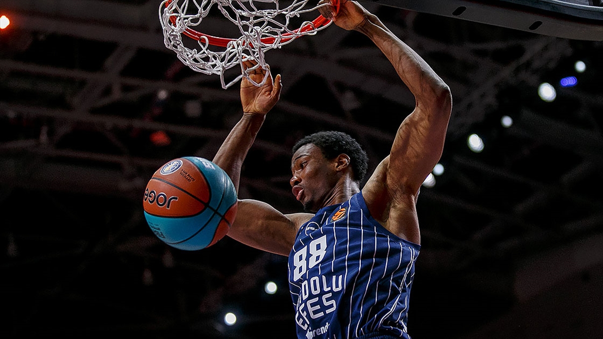 Anadolu Efes, Avrupa Ligi’nde yarın Barcelona’ya konuk olacak Anadolu Efes, Avrupa Ligi’nde yarın Barcelona’ya konuk olacak