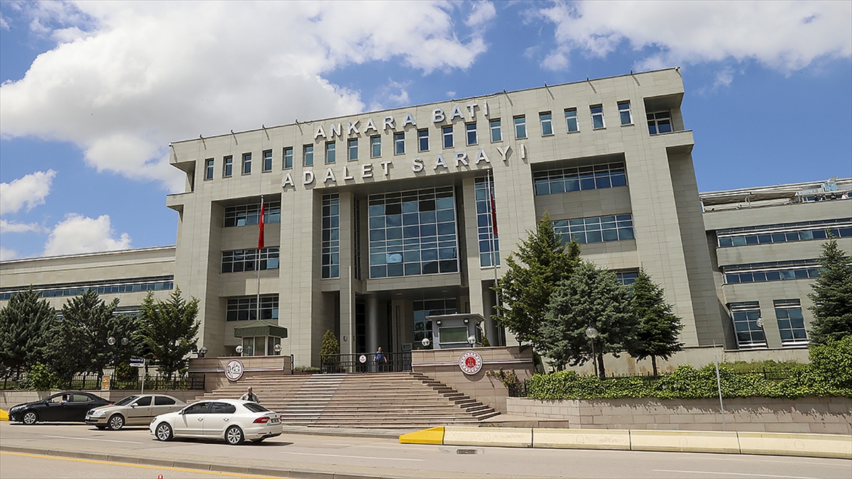 Ankara’da “yeni nesil suç örgütü” soruşturmasında 44 kişi tutuklandı