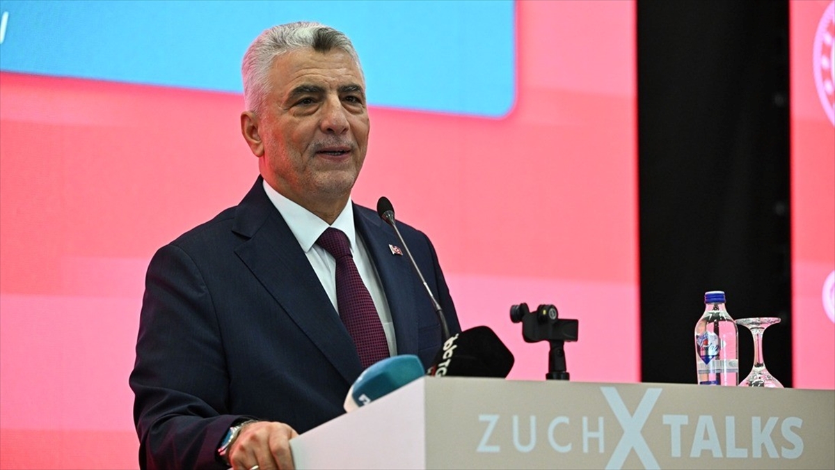 Bakan Bolat: Ev ve mutfak eşyaları sektörü 2,6 milyar dolar net dış ticaret fazlası sağlıyor Bakan Bolat: Ev ve mutfak eşyaları sektörü 2,6 milyar dolar net dış ticaret fazlası sağlıyor