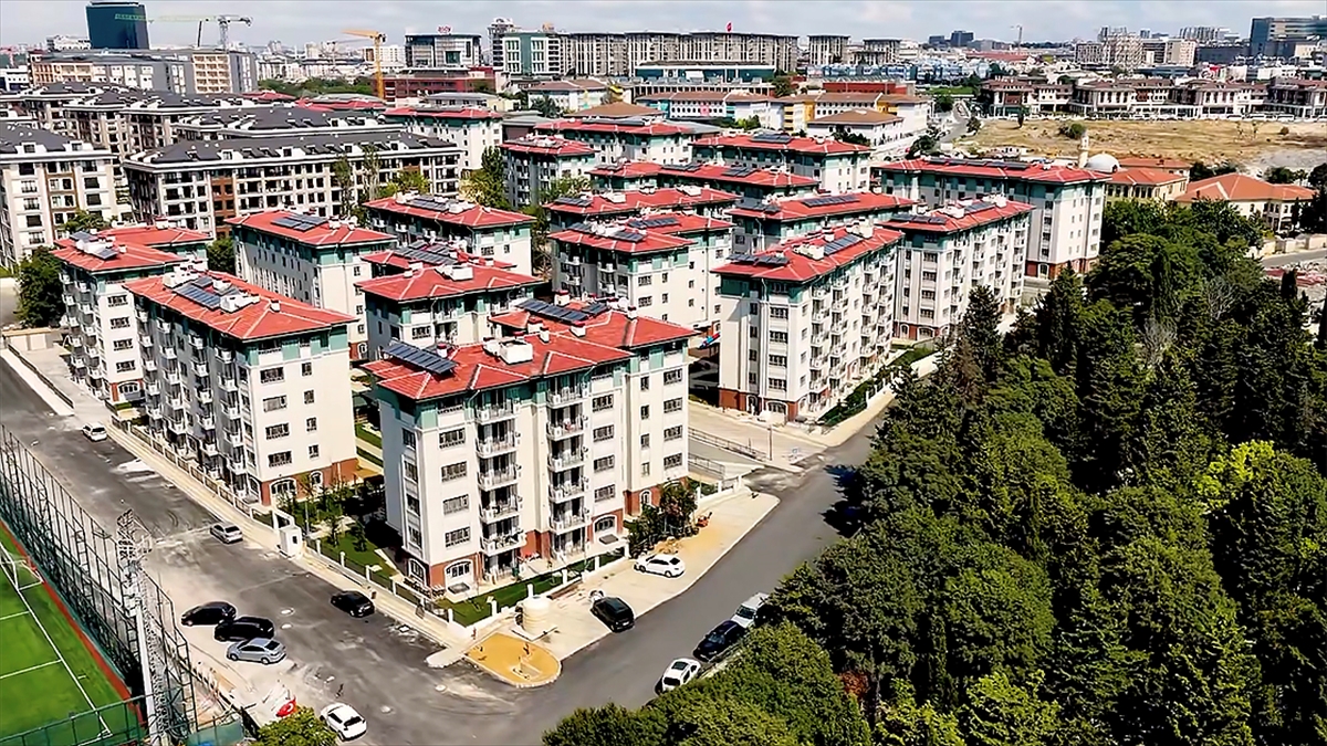 Bakan Kurum’dan İstanbul’da kentsel dönüşüm projeleriyle yenilenen konutlara ilişkin paylaşım Bakan Kurum’dan İstanbul’da kentsel dönüşüm projeleriyle yenilenen konutlara ilişkin paylaşım