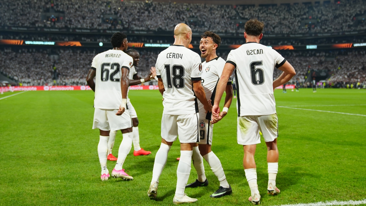 Beşiktaş’ı milli maç arasının ardından zorlu bir maraton bekliyor Beşiktaş’ı milli maç arasının ardından zorlu bir maraton bekliyor