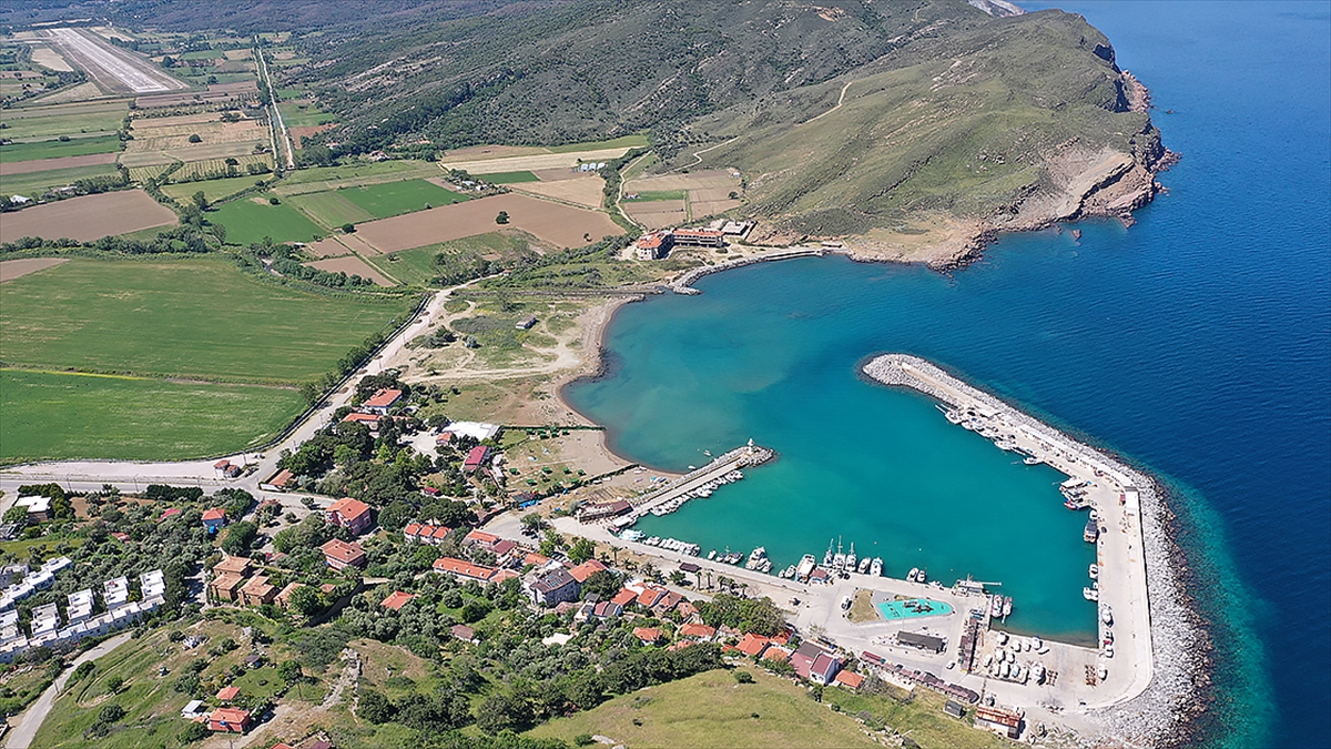 Bozcaada, Gökçeada, Edremit ve Saros’ta 4,5 gigavata kadar denizüstü rüzgar potansiyeli bulunuyor Bozcaada, Gökçeada, Edremit ve Saros’ta 4,5 gigavata kadar denizüstü rüzgar potansiyeli bulunuyor