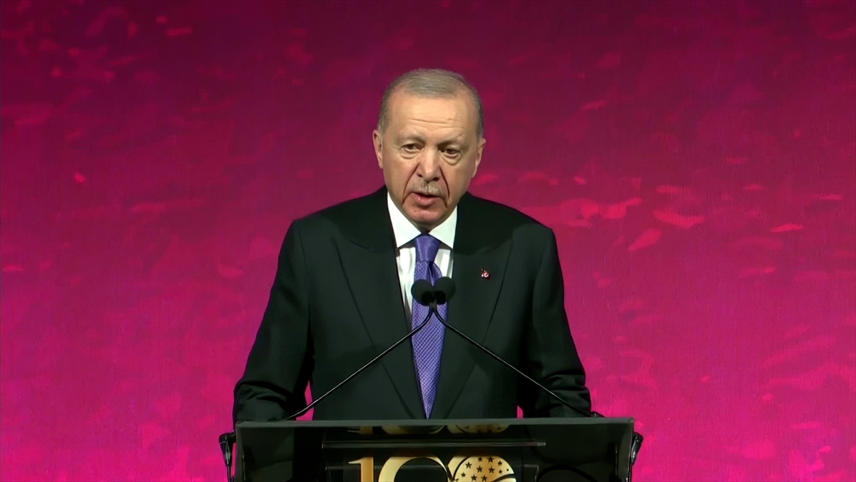 Cumhurbaşkanı Erdoğan: Türkiye savunma sanayinde dünya ölçeğinde rağbet gören bir aktör haline gelmiştir