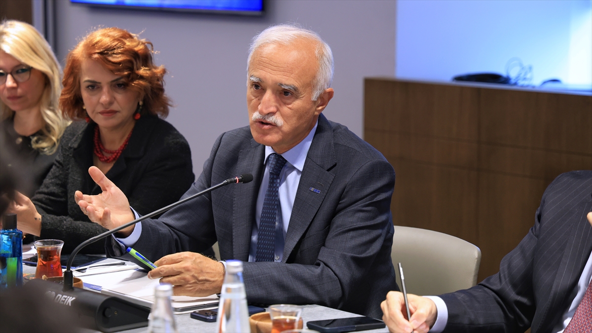 DEİK’ten “ABD’nin Uyguladığı Tarife Sonrası Çin Dış Ticaretinin Analizi” raporu