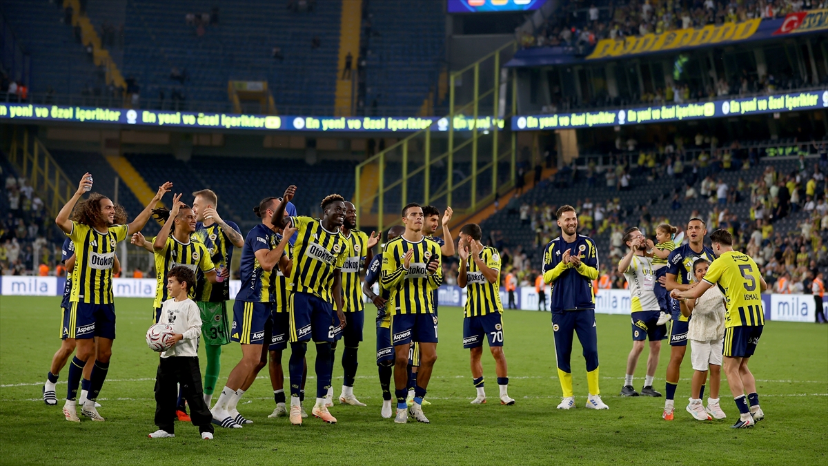 Fenerbahçe evinde Eyüpspor’u farklı yendi Fenerbahçe evinde Eyüpspor’u farklı yendi
