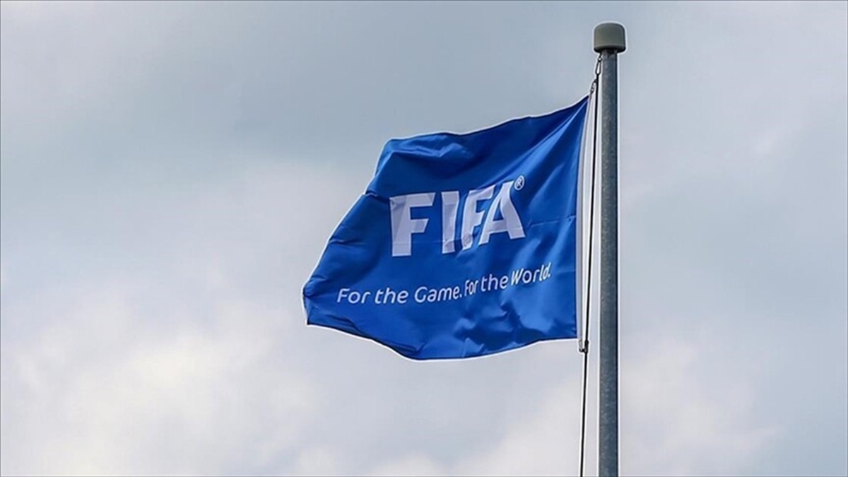FIFA’dan Fenerbahçe Kulübüne transfer yasağı FIFA’dan Fenerbahçe Kulübüne transfer yasağı