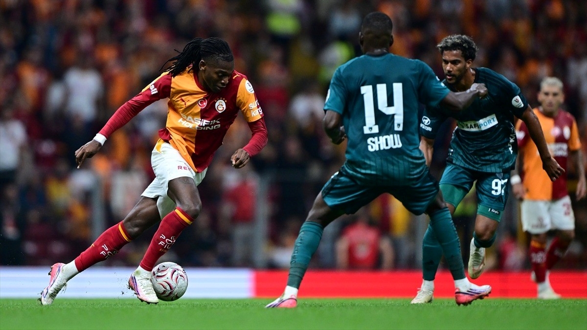 Galatasaray, konuk ettiği Kocaelispor’u mağlup etti Galatasaray, konuk ettiği Kocaelispor’u mağlup etti