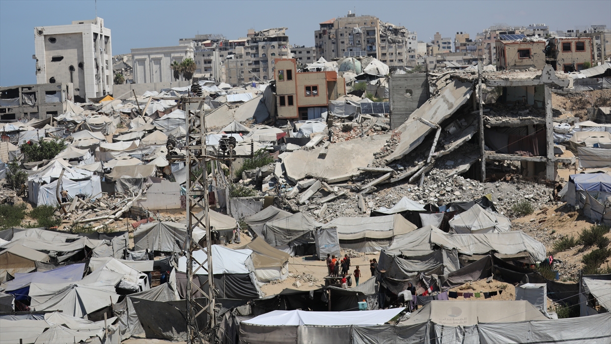 Hamas: Gazze için üzerinde anlaşmaya varılan yol haritasını uygulamaya tamamen hazırız Hamas: Gazze için üzerinde anlaşmaya varılan yol haritasını uygulamaya tamamen hazırız