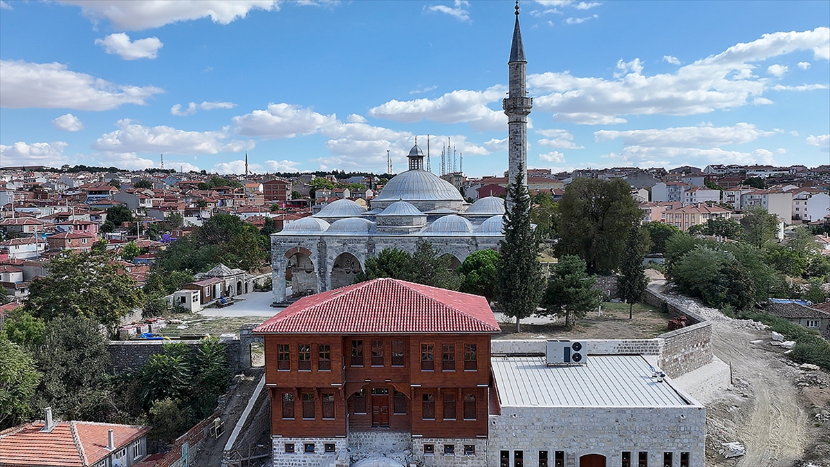 İhya edilen Edirne Mevlevihanesi ekimin ikinci haftasında hizmete açılacak İhya edilen Edirne Mevlevihanesi ekimin ikinci haftasında hizmete açılacak
