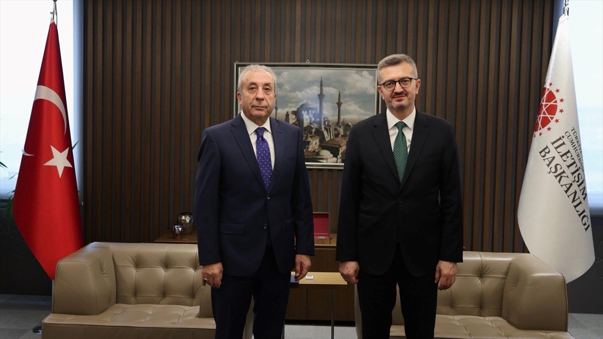 İletişim Başkanı Duran, Cumhurbaşkanlığı Tarım ve Gıda Politikaları Kurulu Üyesi Eker ile görüştü İletişim Başkanı Duran, Cumhurbaşkanlığı Tarım ve Gıda Politikaları Kurulu Üyesi Eker ile görüştü