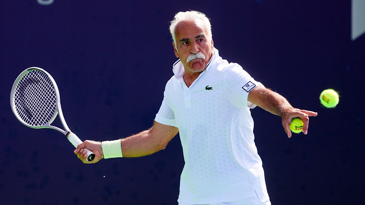 İran’daki tenis yasağından dünya tenisine uzanan büyük ün İran’daki tenis yasağından dünya tenisine uzanan büyük ün