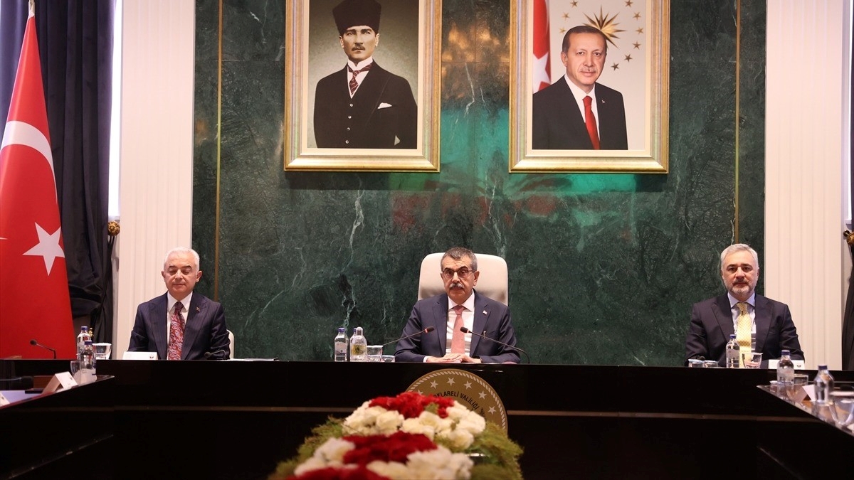 Milli Eğitim Bakanı Tekin: Türkiye, PISA 2025’te her üç başlıkta da performansını artıran tek OECD üyesi ülke oldu Milli Eğitim Bakanı Tekin: Türkiye, PISA 2025’te her üç başlıkta da performansını artıran tek OECD üyesi ülke oldu