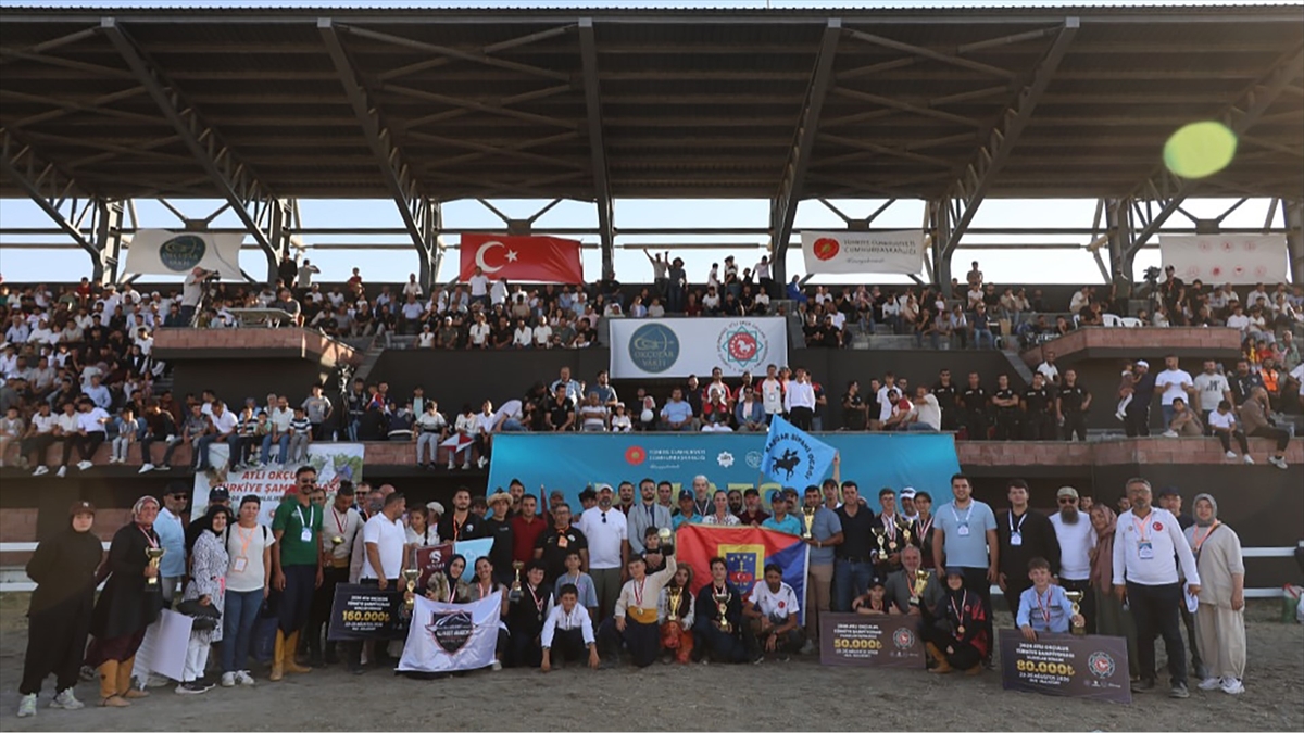 Milli sporcular, Avrupa Atlı Okçuluk Şampiyonası’nda 8 madalya kazandı