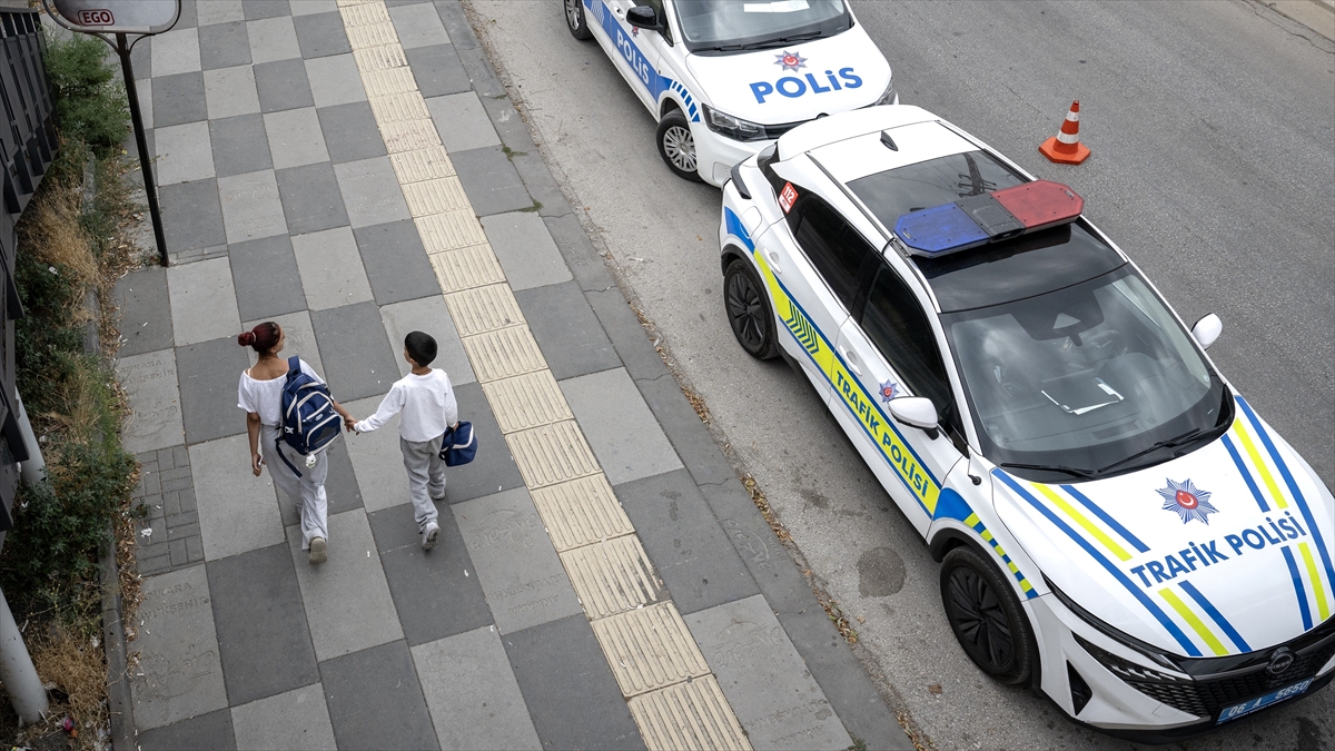 Okul çevrelerinde denetim yapıldı Okul çevrelerinde denetim yapıldı