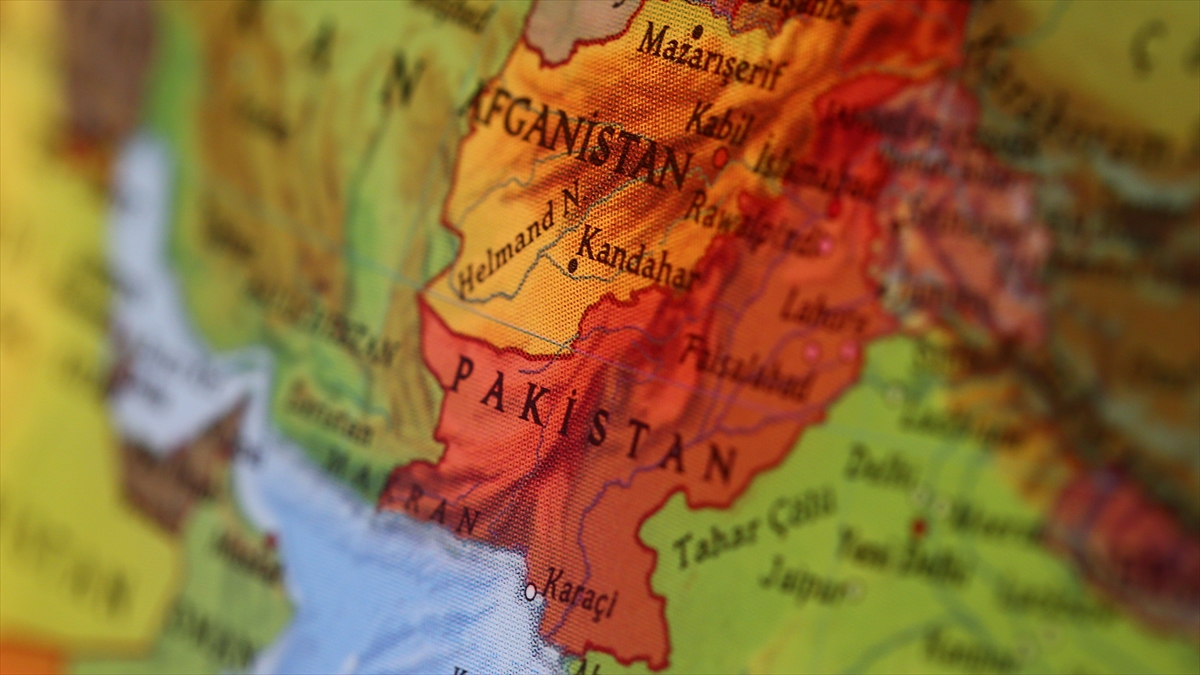 Pakistan, Afganistan’da 10 noktaya hava saldırısı düzenlediğini duyurdu Pakistan, Afganistan’da 10 noktaya hava saldırısı düzenlediğini duyurdu
