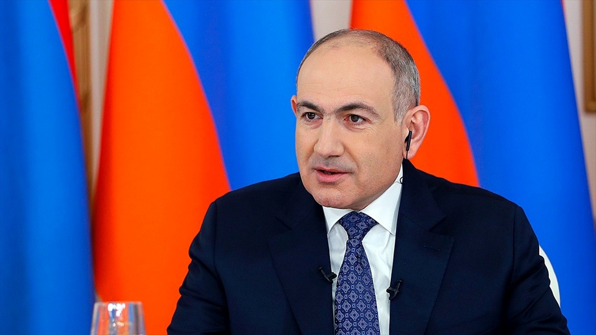 Paşinyan: Rusya, askeri üssünü Ermenistan’dan çekmeye karar verirse buna itiraz etmeyiz
