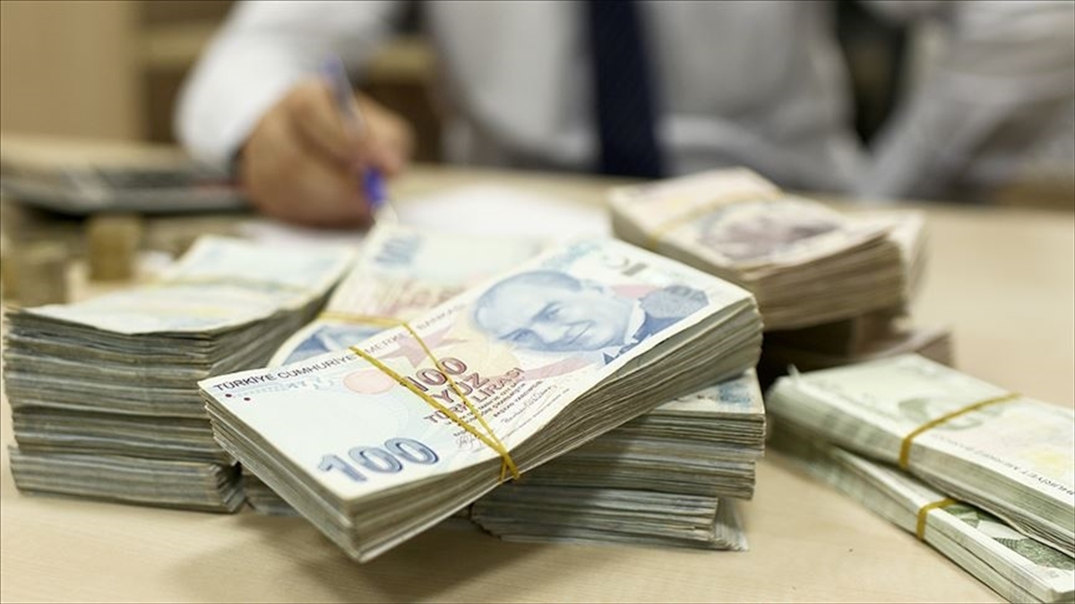 SGK borçlarında 183,3 milyar liralık tutar taksitlendirildi SGK borçlarında 183,3 milyar liralık tutar taksitlendirildi