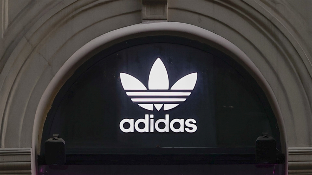 Soykırımcı İsrail ordusunun askerini reklam yüzü yapan Adidas’a tepkiler sürüyor
