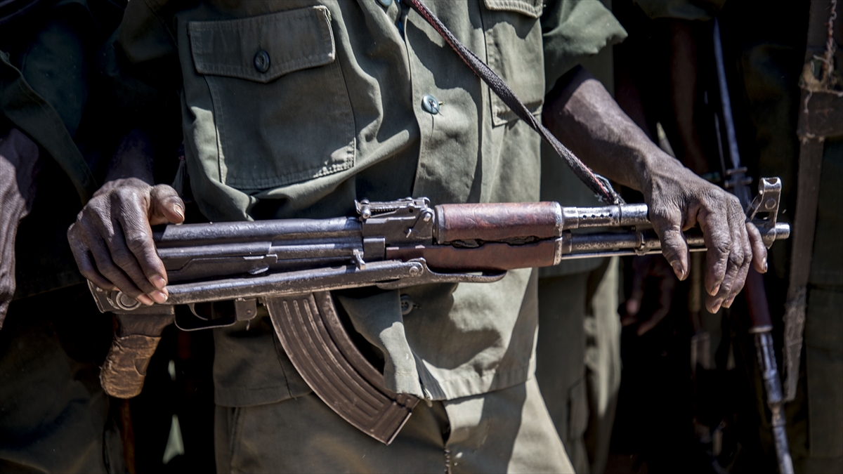 Sudan’ın Kuzey Kurdufan eyaletinde HDK’nin adliyeye saldırısında 13 kişi öldü, 22 kişi yaralandı Sudan’ın Kuzey Kurdufan eyaletinde HDK’nin adliyeye saldırısında 13 kişi öldü, 22 kişi yaralandı