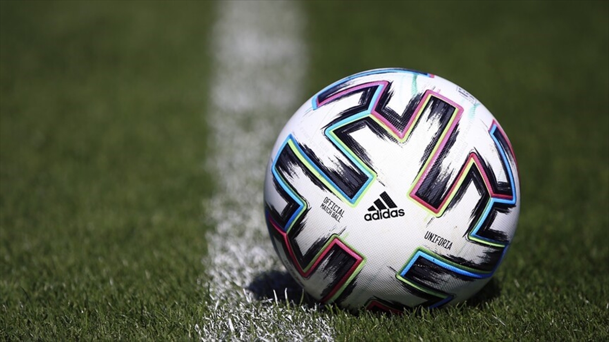Süper Lig kulüpleri 202 transfer yaptı Süper Lig kulüpleri 202 transfer yaptı