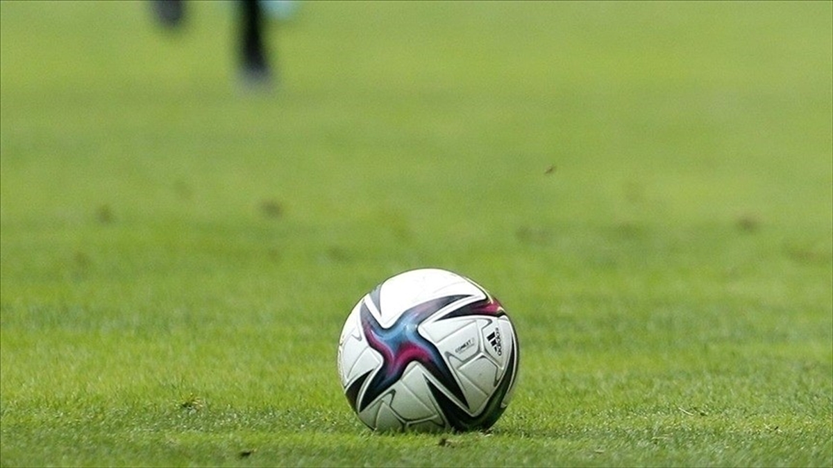 Süper Lig’de ilk yarıdaki derbilerin günleri belli oldu Süper Lig’de ilk yarıdaki derbilerin günleri belli oldu
