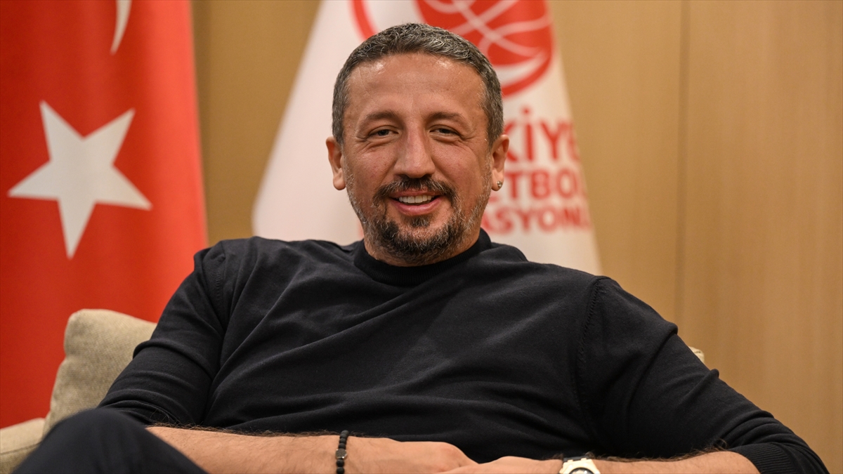TBF Başkanı Türkoğlu: 2026-2027 sezonunun basketbolumuz için emek veren herkese hayırlı olmasını diliyorum TBF Başkanı Türkoğlu: 2026-2027 sezonunun basketbolumuz için emek veren herkese hayırlı olmasını diliyorum