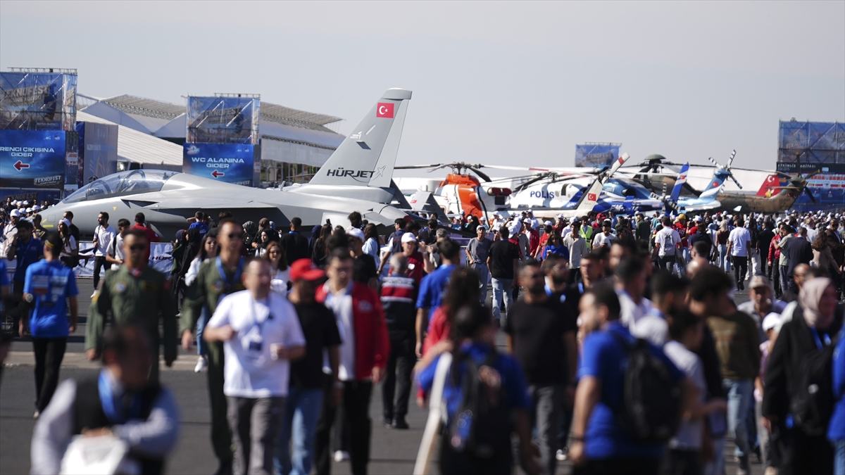 TEKNOFEST Güneydoğu Şanlıurfa’da kapılarını ziyaretçilere açtı TEKNOFEST Güneydoğu Şanlıurfa’da kapılarını ziyaretçilere açtı