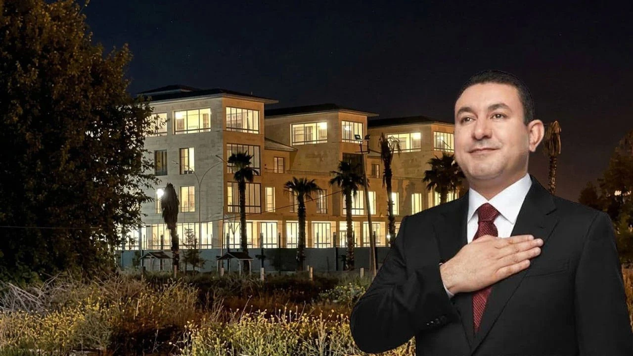 Belediye başkanı kendine saray yaptırdı…