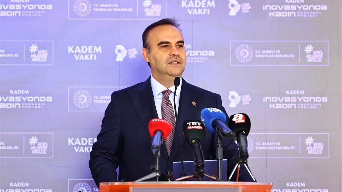 Bakan Kacır: Uluslararası patent başvurularında kadın buluşçu oranında dünya birincisiyiz