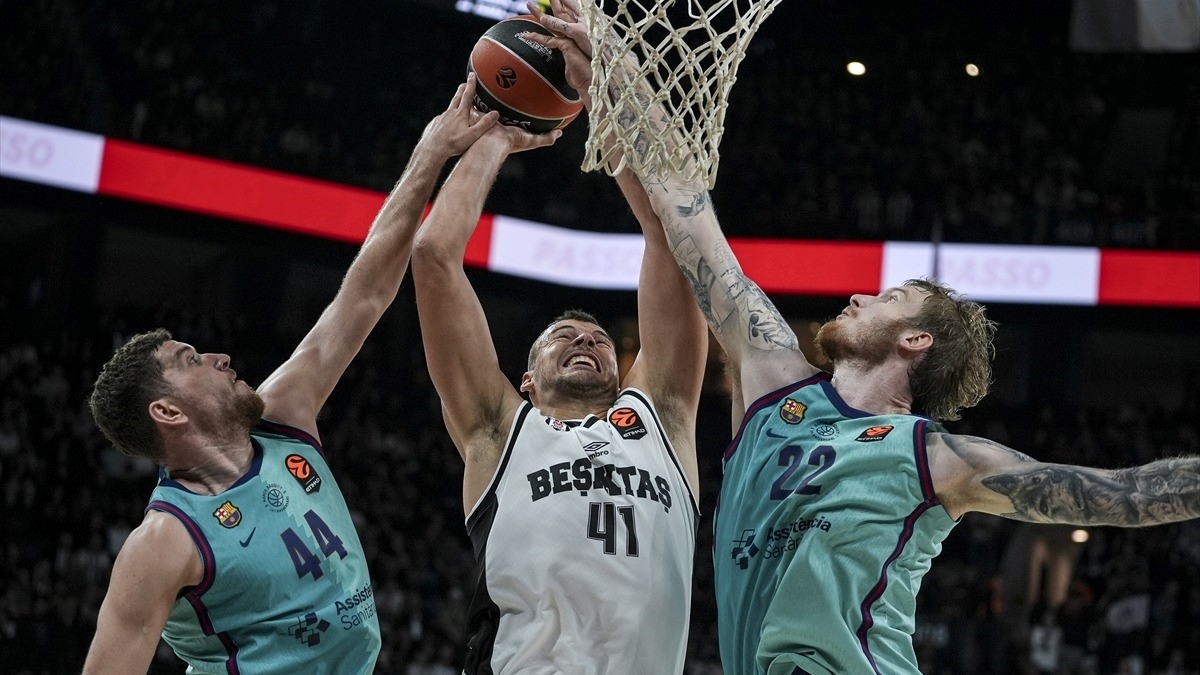 Beşiktaş, Barcelona’ya 95-82 mağlup oldu Beşiktaş, Barcelona’ya 95-82 mağlup oldu
