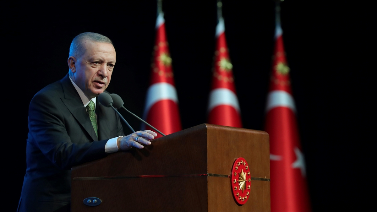 Cumhurbaşkanı Erdoğan: 2026’nın 5 ayında ihracat rekoru kırarak tarihi bir başarıya imza attık Cumhurbaşkanı Erdoğan: 2026’nın 5 ayında ihracat rekoru kırarak tarihi bir başarıya imza attık