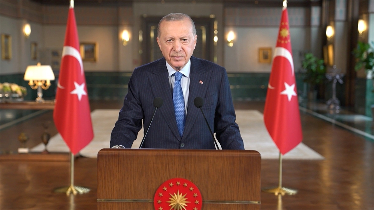 Cumhurbaşkanı Erdoğan: Gıda israfının arttığı bir dünyada ne barıştan, ne huzurdan ne de refahtan bahsedebiliriz Cumhurbaşkanı Erdoğan: Gıda israfının arttığı bir dünyada ne barıştan, ne huzurdan ne de refahtan bahsedebiliriz