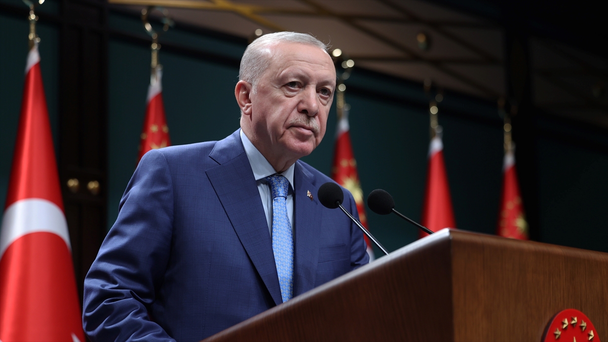 Cumhurbaşkanı Erdoğan, vefatının 5. yılında Özdemir Bayraktar’ı andı
