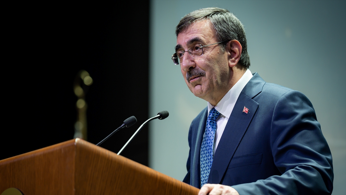 Cumhurbaşkanı Yardımcısı Yılmaz’dan sermaye piyasalarına ilişkin açıklama Cumhurbaşkanı Yardımcısı Yılmaz’dan sermaye piyasalarına ilişkin açıklama