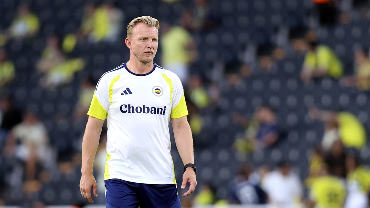 Fenerbahçe, milli araya kadar Dirk Kuyt’a emanet Fenerbahçe, milli araya kadar Dirk Kuyt’a emanet
