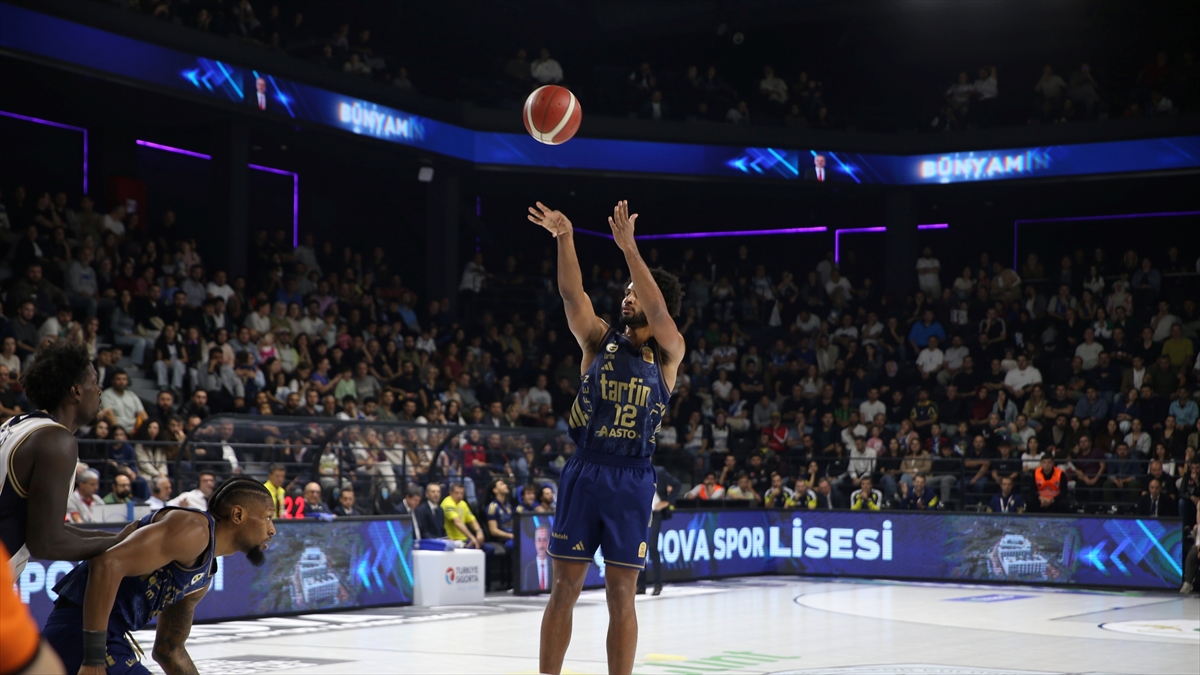 Fenerbahçe Tarfin Erkek Basketbol Takımı, Avrupa Ligi’nde yarın Zalgiris’i konuk edecek Fenerbahçe Tarfin Erkek Basketbol Takımı, Avrupa Ligi’nde yarın Zalgiris’i konuk edecek