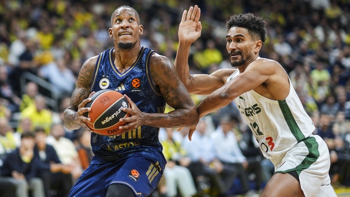 Fenerbahçe Tarfin konuk ettiği Zalgiris’i 99-80 yendi