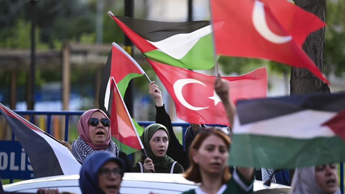 Filistin’e Destek Platformundan Gazze’de ölen çocuklara dikkati çekmek için program Filistin’e Destek Platformundan Gazze’de ölen çocuklara dikkati çekmek için program