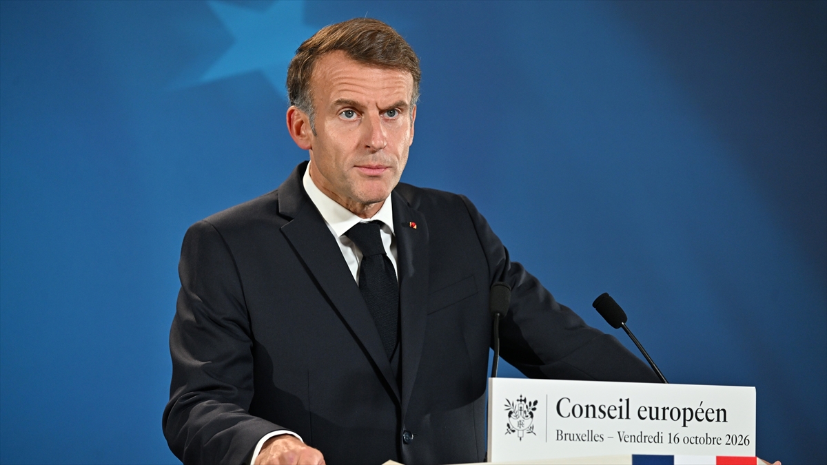 Fransa Cumhurbaşkanı Macron gelecek günlerde sendika dışı eylemlerin her yerde yasaklanacağını açıkladı Fransa Cumhurbaşkanı Macron gelecek günlerde sendika dışı eylemlerin her yerde yasaklanacağını açıkladı