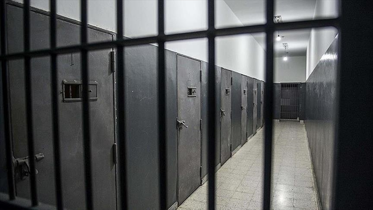 Haaretz: İsrail Cezaevi İdaresi cezasızlık zırhıyla Filistinlilere zulmediyor Haaretz: İsrail Cezaevi İdaresi cezasızlık zırhıyla Filistinlilere zulmediyor