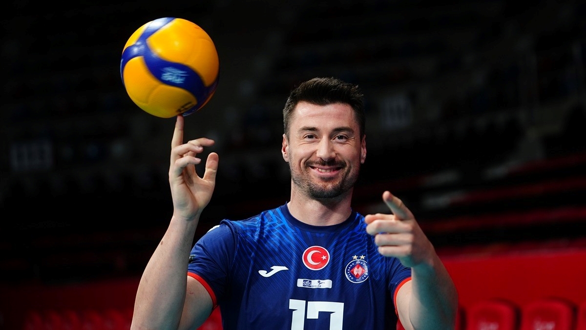 Halkbank’ın milli voleybolcuları, Efeler Ligi’nde artan rekabete hazır Halkbank’ın milli voleybolcuları, Efeler Ligi’nde artan rekabete hazır