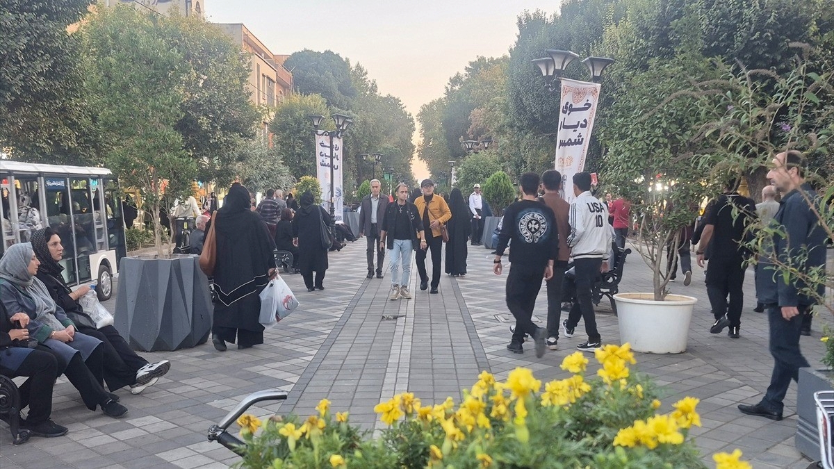 İran’da kültürün ve ticaretin buluştuğu Hoy kenti, geçmişiyle de tarihe ışık tutuyor İran’da kültürün ve ticaretin buluştuğu Hoy kenti, geçmişiyle de tarihe ışık tutuyor