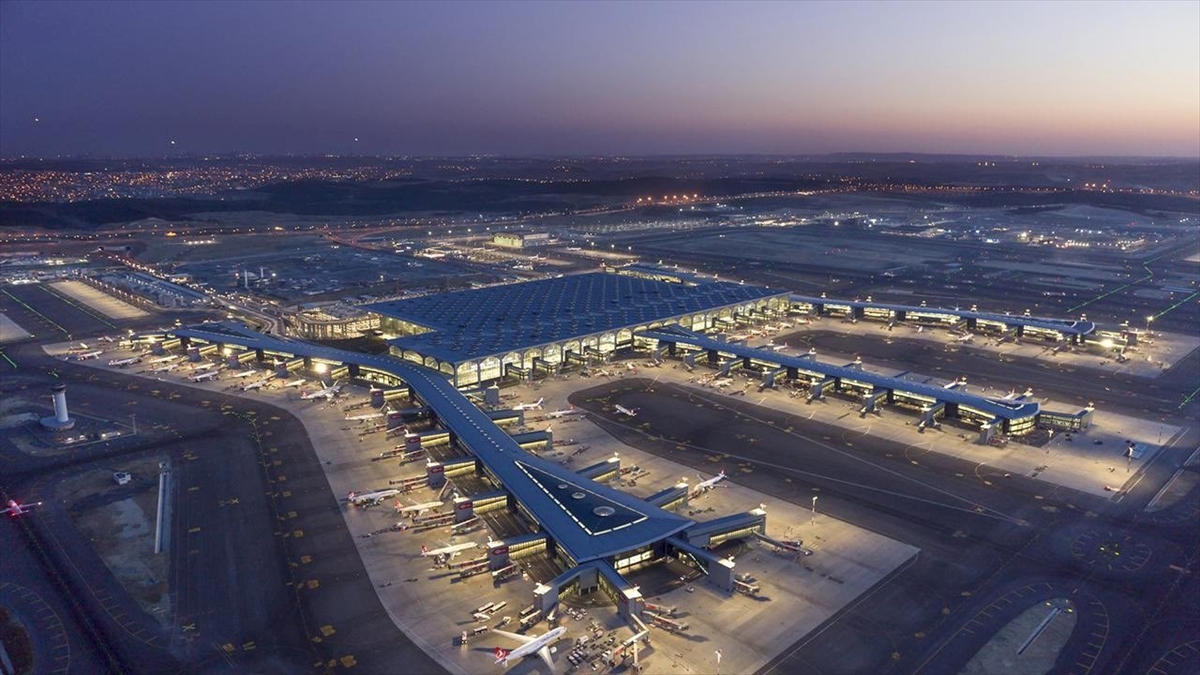İstanbul Havalimanı 8’inci yaşında günlük uçuş sayısıyla zirvede