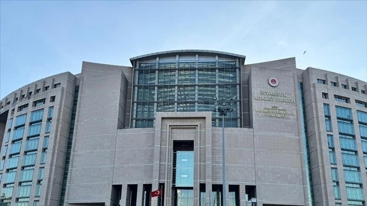 İstanbul’daki sermaye piyasası işlemleri soruşturmalarında 31 şüpheli hakkında gözaltı kararı İstanbul’daki sermaye piyasası işlemleri soruşturmalarında 31 şüpheli hakkında gözaltı kararı