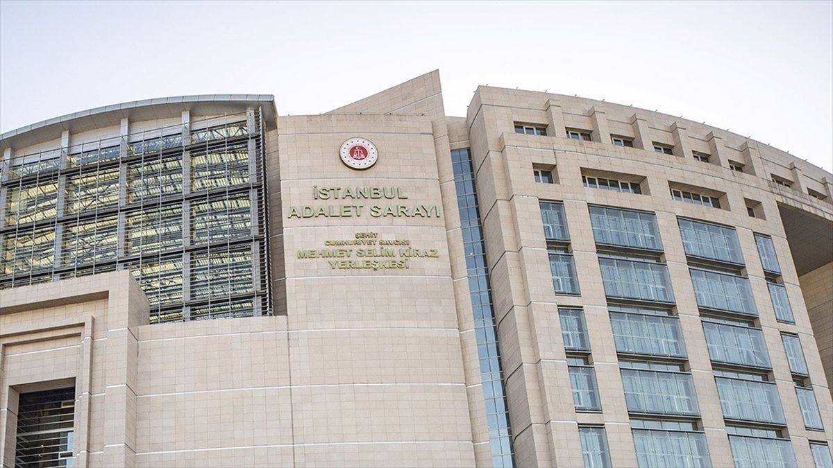 İstanbul’daki sermaye piyasası işlemleri soruşturmalarında 5 gözaltı daha İstanbul’daki sermaye piyasası işlemleri soruşturmalarında 5 gözaltı daha