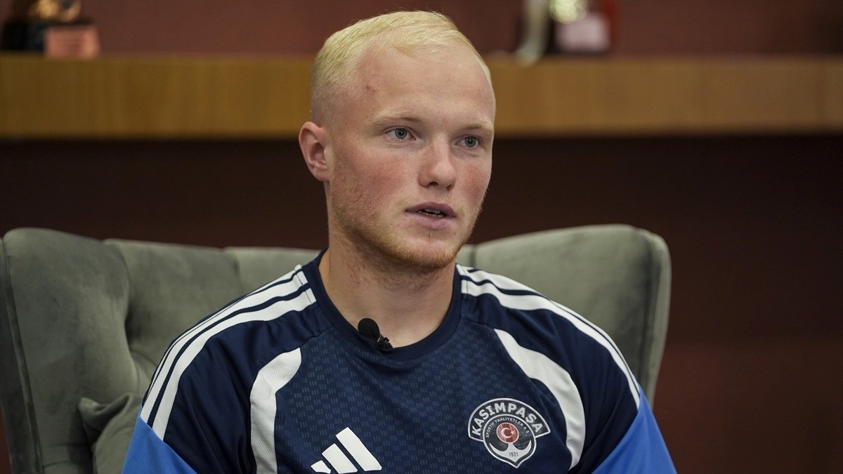İsveçli futbolcu Rafferty’nin Kasımpaşa tercihiyle doğru bir adım attığına inancı tam