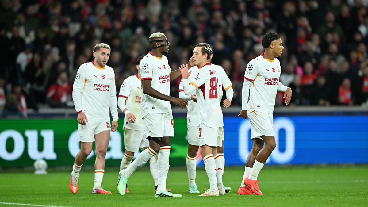 Lider Galatasaray, Süper Lig’de yarın Fenerbahçe’yi ağırlayacak