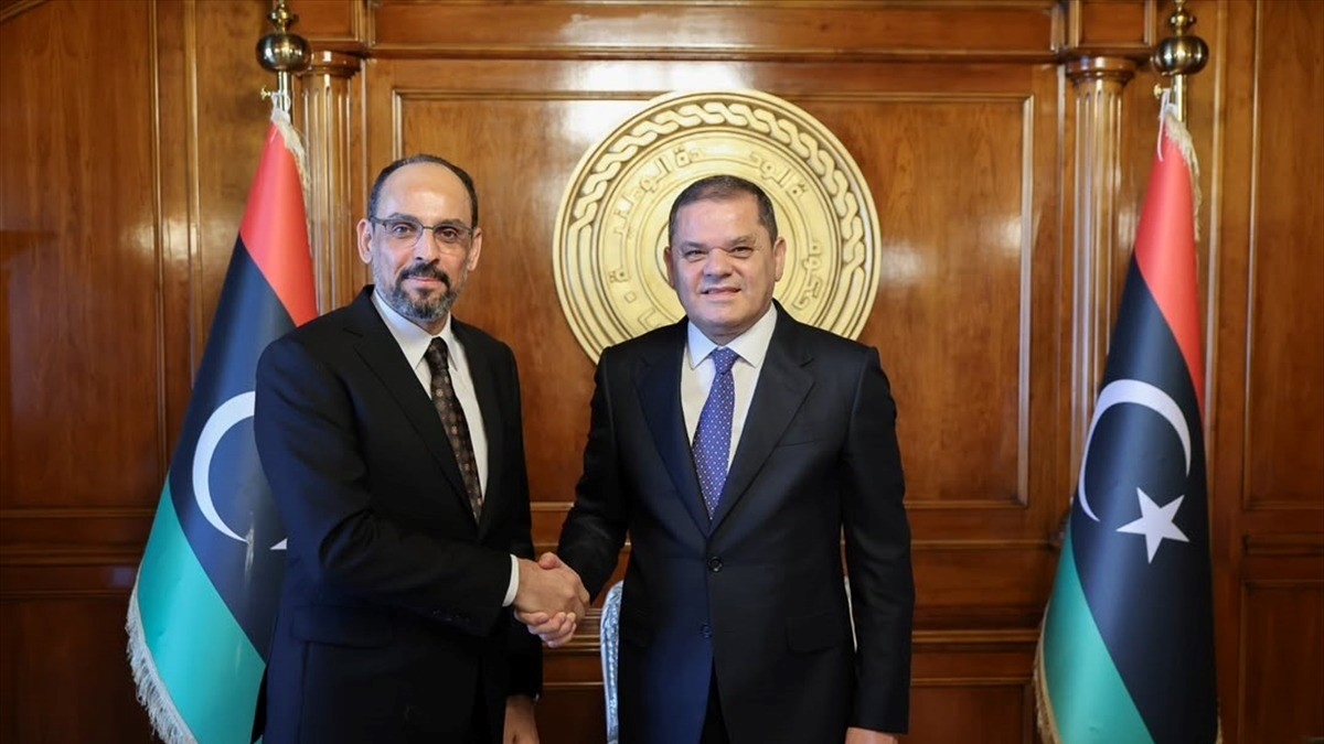 MİT Başkanı Kalın, Libya Ulusal Birlik Hükümeti Başbakanı Dibeybe ile görüştü MİT Başkanı Kalın, Libya Ulusal Birlik Hükümeti Başbakanı Dibeybe ile görüştü